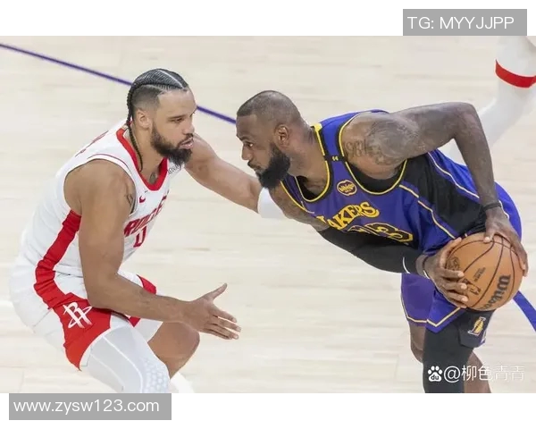 雄鹿全主力轮休，意外失利森林狼——背后的战略思考与未来展望